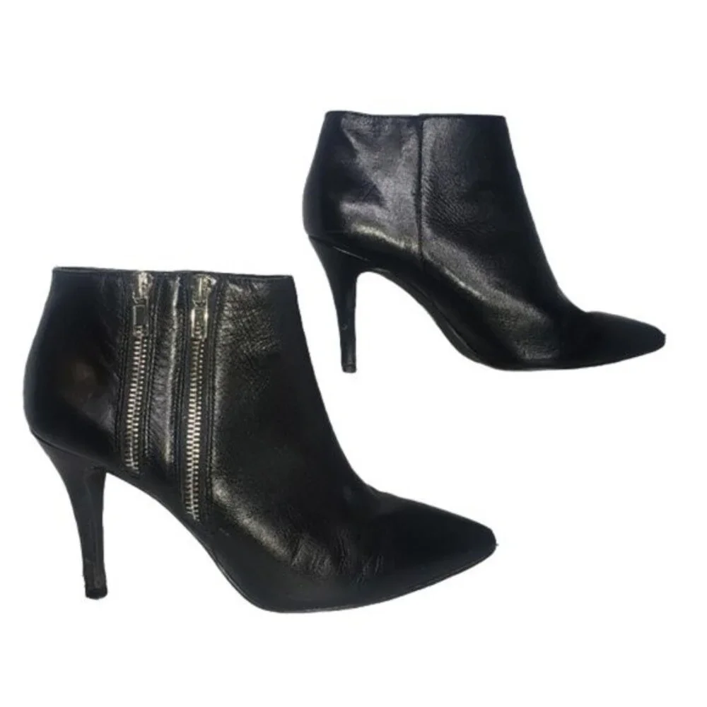 MICHAEL Michaell Kors DYLAN BLACK BOOTIES WITH ZIPPER DETAILS SIZE 7.5